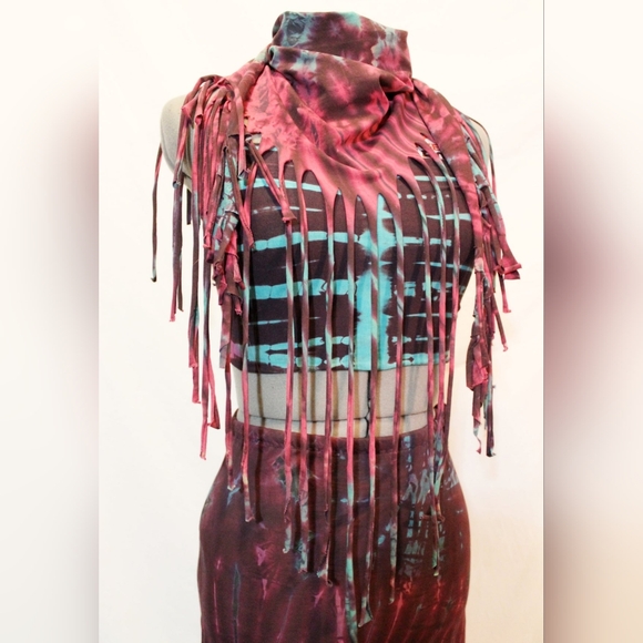 Black Fringe Wrap - Picture 7 of 8